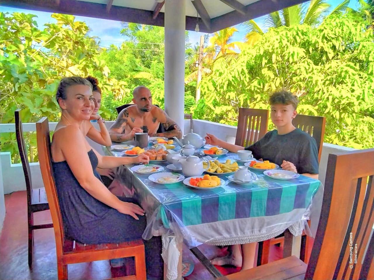 Wasana Ocean View Villa Mirissa Buitenkant foto