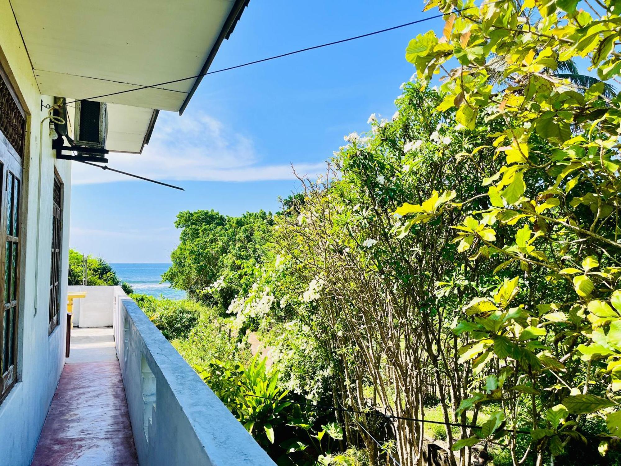 Wasana Ocean View Villa Mirissa Buitenkant foto